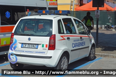 Fiat Idea
Associazione Nazionale Carabinieri
Sezione di Erba CO
Parole chiave: Lombardia (CO) Protezione_civile Fiat Idea