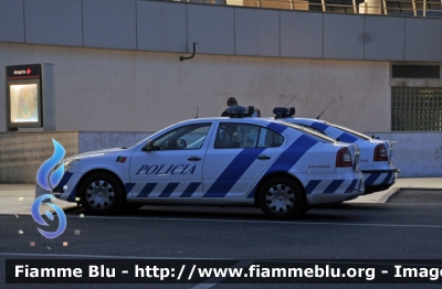 Skoda Octavia II serie
Portugal - Portogallo
Polícia de Segurança Pública
Polizia di Stato
