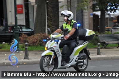 Honda ?
Portugal - Portogallo
Policia Municipal Lisboa
