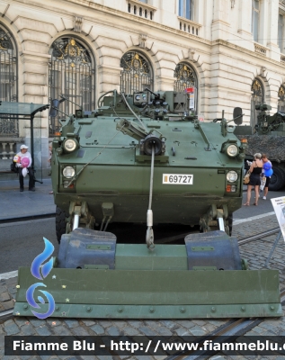 MOWAG Piranha 8X8
Koninkrijk België - Royaume de Belgique - Königreich Belgien - Belgio
La Defence - Defecie - Armata Belga 
