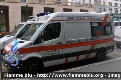 Mercedes-Benz Sprinter III serie
As. Vol. La Samaritana Milano
 M 31
Parole chiave: Lombardia (MI) Ambulanza Mercedes-Benz_Sprinter_IIIserie