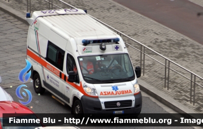 Fiat Ducato X250
Croce Viola Cesate MI
 M 24
Parole chiave: Lombardia (MI) Ambulanza Fiat Ducato_X250