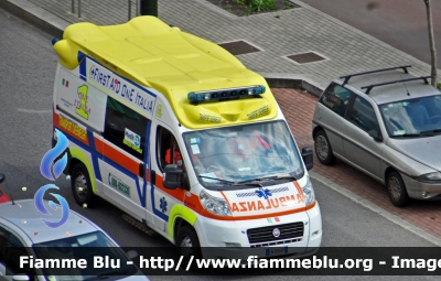 Fiat Ducato X250
First Aid One Italia 
 Milano 35
Parole chiave: Lombardia (MI) Ambulanza Fiat Ducato_X250