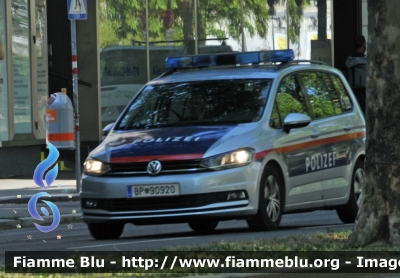 Volkswagen Touran II serie
Österreich - Austria
Bundespolizei
Polizia di Stato
