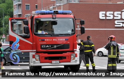 Volvo FL 280 III serie
Vigili del Fuoco
 Comando Provinciale di Milano
 AutoPompaSerbatoio allestimento Bai
 VF 25641
Parole chiave: Volvo FL_280_IIIserie VF25641