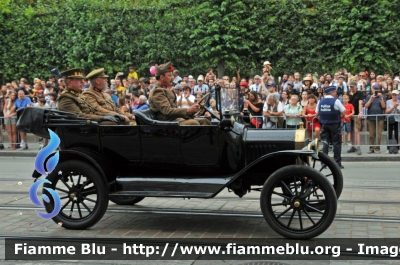 ??
Koninkrijk België - Royaume de Belgique - Königreich Belgien - Belgio
La Defence - Defecie - Armata Belga
