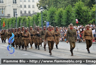 Uniforme WW I
Koninkrijk België - Royaume de Belgique - Königreich Belgien - Belgio
La Defence - Defecie - Armata Belga
