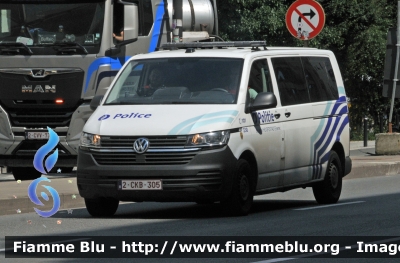 Volkswagen Transporter T6
Koninkrijk België - Royaume de Belgique - Königreich Belgien - Belgio
Police Locale Bruxelles Capitale Ixelles - Brussel Hoofdstad Elsene
