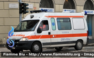 Fiat Ducato III serie
Croce Blu Coop. arl Buccinasco MI
M 9
Parole chiave: Lombardia (MI) Ambulanza Fiat Ducato_IIIserie