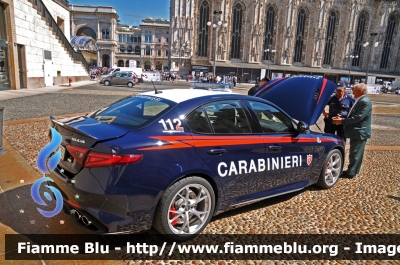 Alfa Romeo Nuova Giulia Quadrifoglio
Carabinieri
Nucleo Operativo e RadioMobile di Milano
CC DK555
Parole chiave: Alfa-Romeo Nuova_Giulia_Quadrifoglio CCDK555 130_ANC