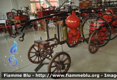 Pompa a mano
Rzeczpospolita Polska - Polonia
Central Museum of Firefighting Mysłowice
