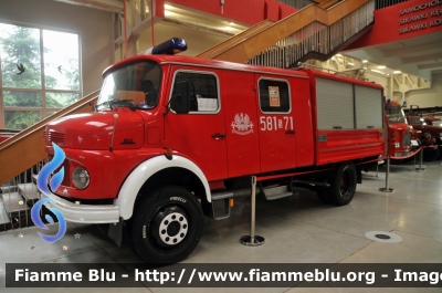 Mercedes-Benz 911
Rzeczpospolita Polska - Polonia
Central Museum of Firefighting Mysłowice
