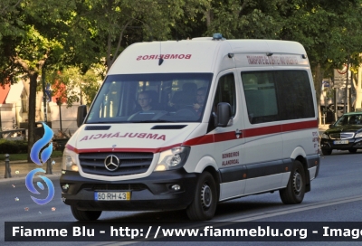 Mercedes-Benz Sprinter III serie restyle
Portugal - Portogallo
Bombeiros Alandroal
Parole chiave: Ambulanza Ambulance