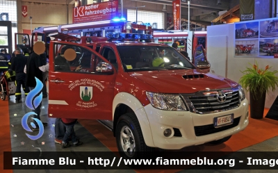 Toyota Hilux IV serie restyle
Vigili del Fuoco
Corpo Volontario San Pancrazio - St. Pankraz BZ
Allestimento Kofler Fahrzeugbau
VF FW34T
Parole chiave: Toyota Hilux_IVserie_restyle VFFW34T Civil_Protect_2013