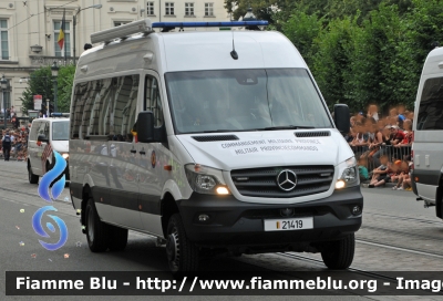 Mercedes-Benz Sprinter III serie Restyle
Koninkrijk België - Royaume de Belgique - Königreich Belgien - Belgio
Groupe Police Militaire - Groep Militaire Politie
Parole chiave: Mercedes-Benz Sprinter_IIIserie_Restyle