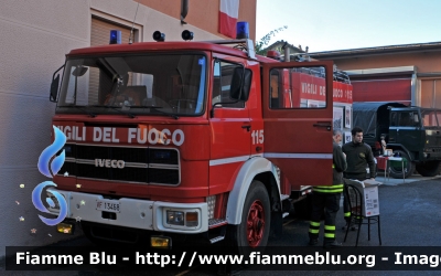 Iveco OM 160
Vigili del Fuoco
 Comando provinciale di Milano
 AutoPompaSerbatoio allestimento Baribbi
 Mezzo coinvolta nella strage di via Palestro a Milano, dove il 27 Luglio 1993 i vigili Carlo La Catena, Sergio Pasotto e Stefano Picerno persero la vita
 Disco 65
 VF 13468
Parole chiave: Iveco OM 160