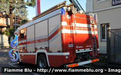 Mercedes-Benz Atego 1529 II serie 
Vigili del Fuoco  
Comando Provinciale di Milano
 Distaccamento Volontario di Carate Brianza MB
allestimento Rosenbauer
VF 24757
Parole chiave: Mercedes-Benz Atego_1529_IIserie VF24757