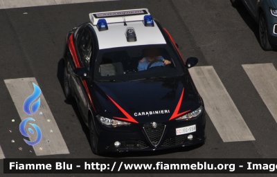 Alfa Romeo Nuova Giulia
Carabinieri
Nucleo Operativo Radiomobile
Allestimento FCA
CC EG558
Parole chiave: Alfa-Romeo Nuova_Giulia CC EG558