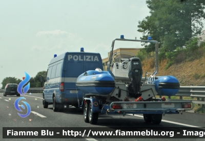 Mercedes-Benz Sprinter II serie 
Polizia di Stato
C.N.E.S.
POLIZIA F4989
Parole chiave: Mercedes-Benz Sprinter_IIserie 