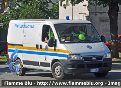 Fiat Ducato III serie
Protezione Civile
Gruppo Comunale di Magenta MI
Parole chiave: Lombardia (MI) Protezione_Civile Fiat Ducato_IIIserie