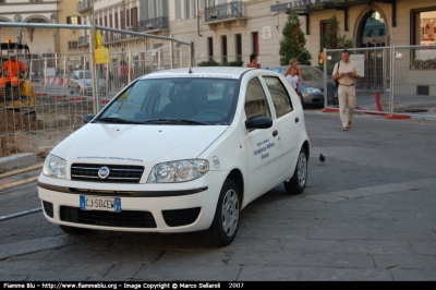 Fiat Punto III serie
PA Fratellanza Militare Firenze
Parole chiave: Fiat Punto_IIIserie ANPAS Fratellanza_Militare_Firenze FI Toscana