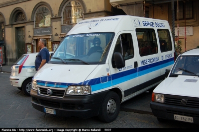 Fiat Ducato III serie
Misericordia di Firenze
Parole chiave: Toscana (FI) Fiat_Ducato_IIIserie Servizi_sociali