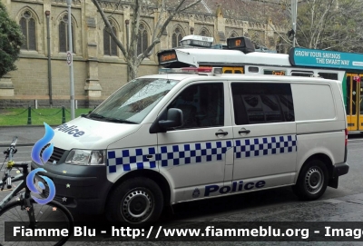 Volkswagen Transporter T5
Australia
Victoria Police
Parole chiave: Volkswagen Transporter_T5