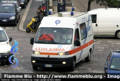 Fiat Ducato II serie
Croce Bianca Milano Sez. Centro 
M 3
Parole chiave: Fiat Ducato II serie Croce Bianca Milano Sez. Centro Ambulanza Lombardia MI