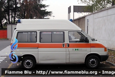 Volkswagen Transporter T4
Azienda Ospedaliera Niguarda Ca'Granda Milano
Servizio Interno
Parole chiave: Lombardia (MI) Ambulanza Volkswagen Transporter_T4