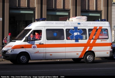 Mercedes-Benz Sprinter II serie
Milano Soccorso
Parole chiave: Milano Soccorso Ambulanza Lombardia Mercedes-Benz Sprinter_IIserie MI