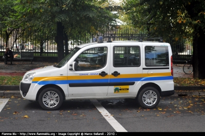 Fiat Doblò II serie
Protezione Civile Comune di Genova
Settimana della Protezione Civile
Parole chiave: Liguria (GE) Fiat Doblò_IIserie Settimana_Protezione_Civile_Milano_2010