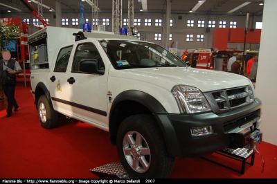 Isuzu D-Max I serie
Protezione Civile Regione Campania
Parole chiave: Isuzu D-Max_Iserie Reas_2007