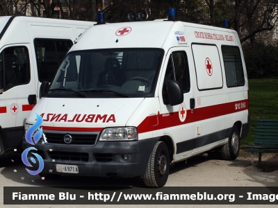 Fiat Ducato III serie
Croce Rossa Italiana
 Comitato Locale di Milano
 CRI A971A
 Stramilano 2015
Parole chiave: Lombardia (MI) Ambulanza Fiat ducato_IIIserie CRIA971A