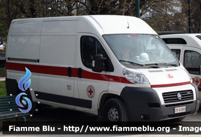 Fiat Ducato X250
Croce Rossa Italiana
 Comitato Provinciale di Mantova
 Allestita Aricar
 CRI A296D
Stramilano 2015
Parole chiave: Lombardia (MN) Protezione_civile Fiat Ducato_X250