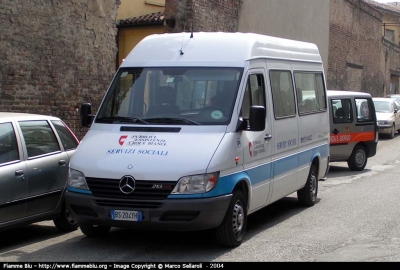 Mercedes-Benz Sprinter II serie
Croce Bianca Piacenza
Parole chiave: Emilia_Romagna (PC) Servizi_Sociali Mercedes-Benz_Sprinter