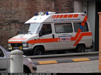 Fiat Ducato I serie
118 Piacenza Soccorso
Azienda USL di Piacenza
U.S.L. 3 Fiorenzuola d'Arda
Ambulanza "2" Allestita Bollanti
Parole chiave: Emilia_Romagna (PC) Ambulanza Fiat_Ducato_Iserie