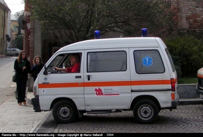 Piaggio Porter
USL Ospedale di Piacenza Servizio Interno
Parole chiave: Emilia_Romagna (PC) Ambulanza Piaggio_Porter