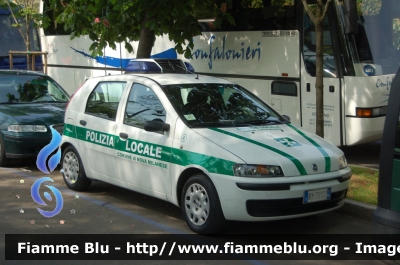 Fiat Punto II serie
Polizia Locale Nova Milanese MB
Parole chiave: Fiat Punto_IIserie