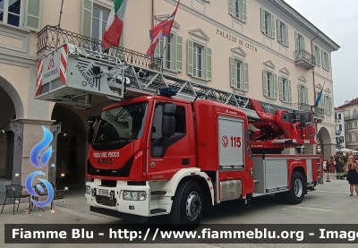  Iveco EuroCargo 180E32 IV serie
Vigili del Fuoco
Comando Provinciale Verbano Cusio Ossola
AutoScala M32L da 32 metri allestimento Magirus
VF 27918
Parole chiave: VF27918 Iveco EuroCargo_180E32_IVserie