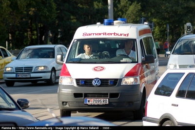 Volkswagen Transporter T5
Österreich - Austria
Samaritanerbund
Parole chiave: Volkswagen Transporter T5 Samaritanerbund