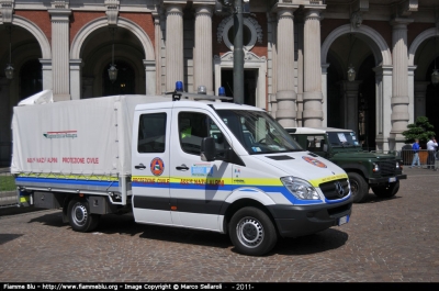 Mercedes-Benz Sprinter III serie
Associazione Nazionale Alpini Protezione Civile 
Colonna Mobile Emilia Romagna
Parole chiave: Emilia_Romagna Protezione_Civile Adunata_Alpini_2011 Mercedes-Benz Sprinter_IIIserie