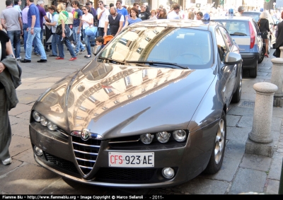 Alfa Romeo 159
Corpo Forestale dello Stato
CFS 923AE
Parole chiave: Piemonte Adunata_Alpini_2011 CFS923AE alfa_romeo 159