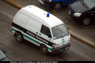 Piaggio Porter
PL Milano
Vecchia Livrea Polizia Municipale
Parole chiave: Lombardia MI polizia locale furgoni