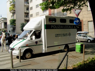 Mercedes-Benz Sprinter II serie
Polizia Locale Milano
Reparto Radiomobile 
Trasporto Cavalli 
Parole chiave: Mercedes-Benz Sprinter_IIserie PL Milano MI Lombardia