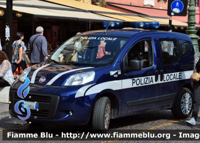 Fiat Qubo
Polizia Locale 
 Verona
POLIZIA LOCALE YA680AJ
Parole chiave: Fiat Qubo PoliziaLocaleYA680AJ