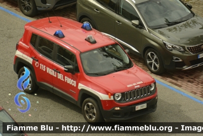 Jeep Renegade
Vigili del Fuoco
Comando Provinciale di Milano
VF 28812
Parole chiave: Jeep Renegade VF28812