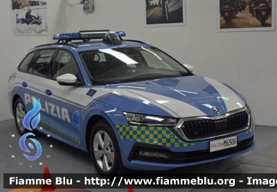 Skoda Octavia Wagon VI serie
Polizia di Stato
Polizia Stradale
in servizio sulla rete Autovia Padana
Allestimento Focaccia
Decorazione Grafica Artlantis
POLIZIA M6306
Parole chiave: Reas_2022 Skoda Octavia_Wagon_Vserie POLIZIAM6306