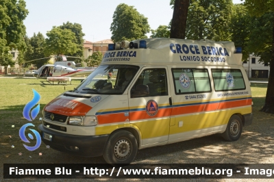 Volkswagen Transporter T4
Pubblica Assistenza
Lonigo Soccorso - Croce Berica VI
Parole chiave: Veneto (VI) Ambulanza Volkswagen Transporter T4