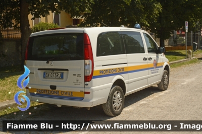 Mercedes-Benz Vito I serie
Protezione Civile
Provincia di Verona
Parole chiave: Veneto (VR) Protezione_civile Mercedes-Benz Vito_Iserie