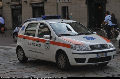 Fiat Punto III serie
Pubblica Assistenza Niguarda Milano
M 12
Parole chiave: Lombardia MI Automedica